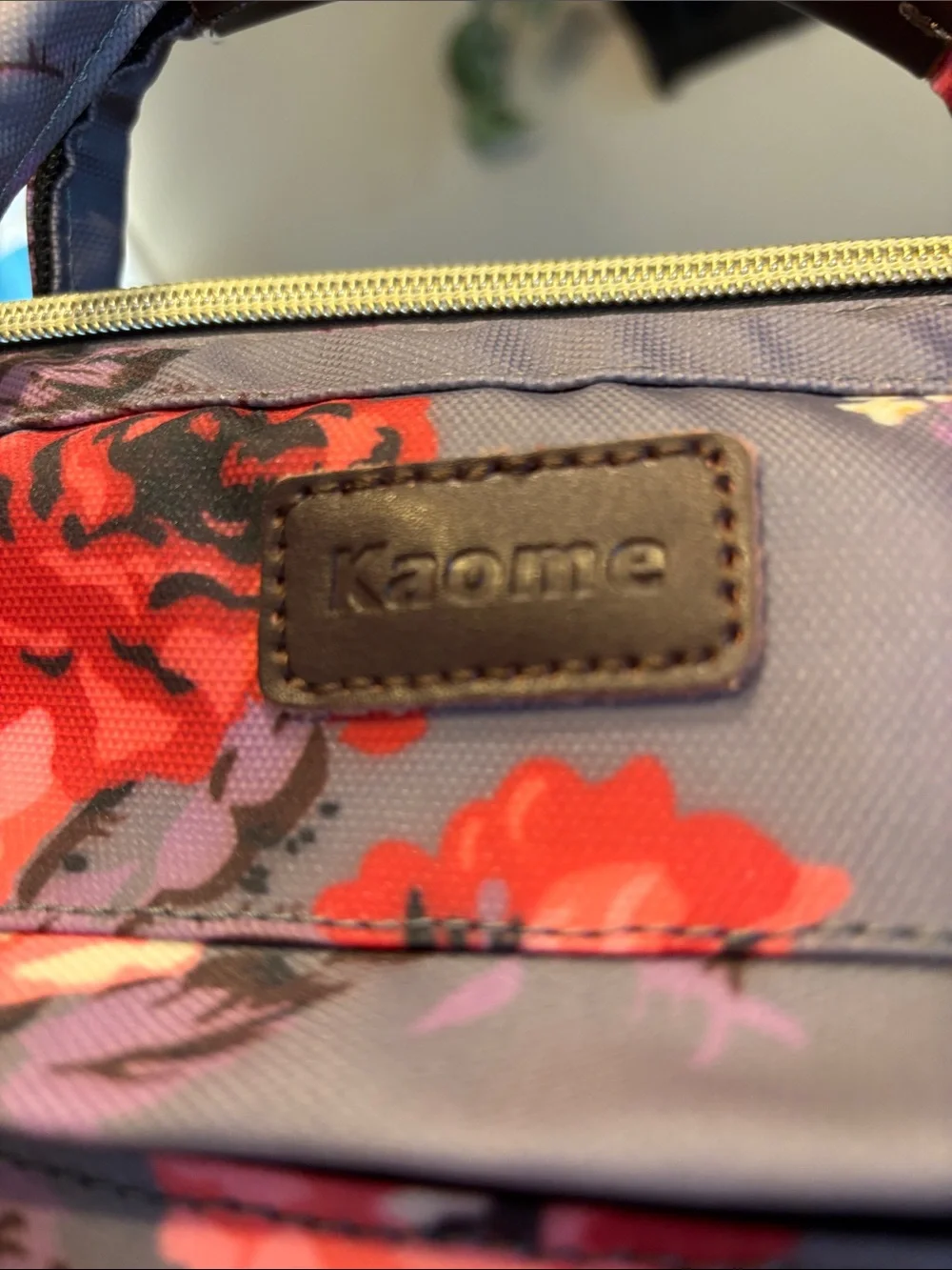 Floral Print Women’s Tote Bag - Pink Roses on Gray - Unbranded